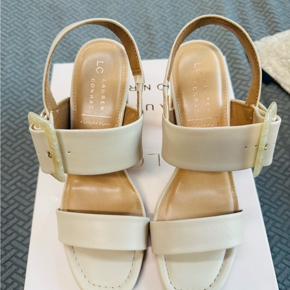 LC Lauren Conrad Cream Block Heel Sandals - Picture 6 of 8
